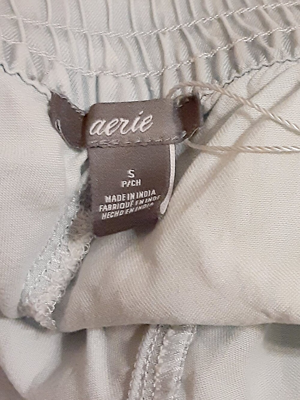 Aerie Chambray Drawstring Shorts Womens Light Blue Smocked Waist - Picture 6 of 9
